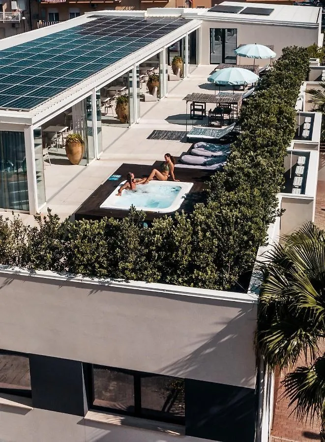 ****  Alkamuri Posh Hotel E Spa アルカモ イタリア